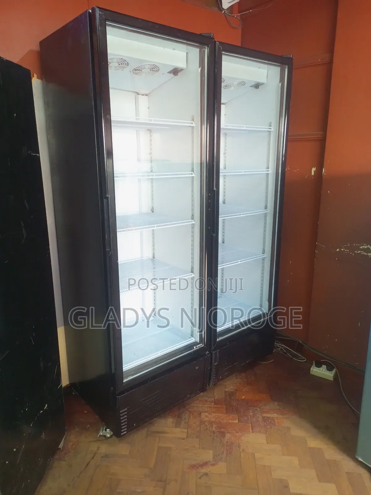 High Quality Display Fridge 600l