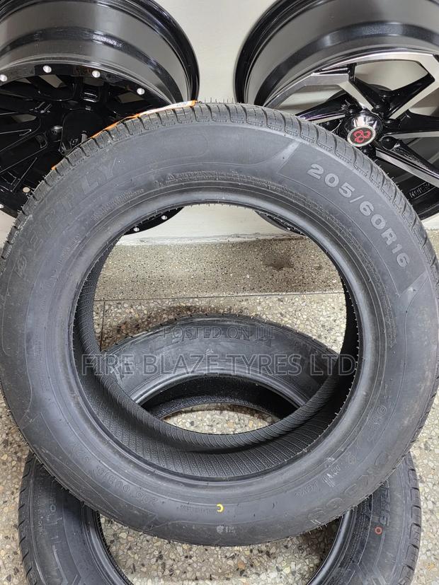 205/60r16 Perfly - thumbnail 3