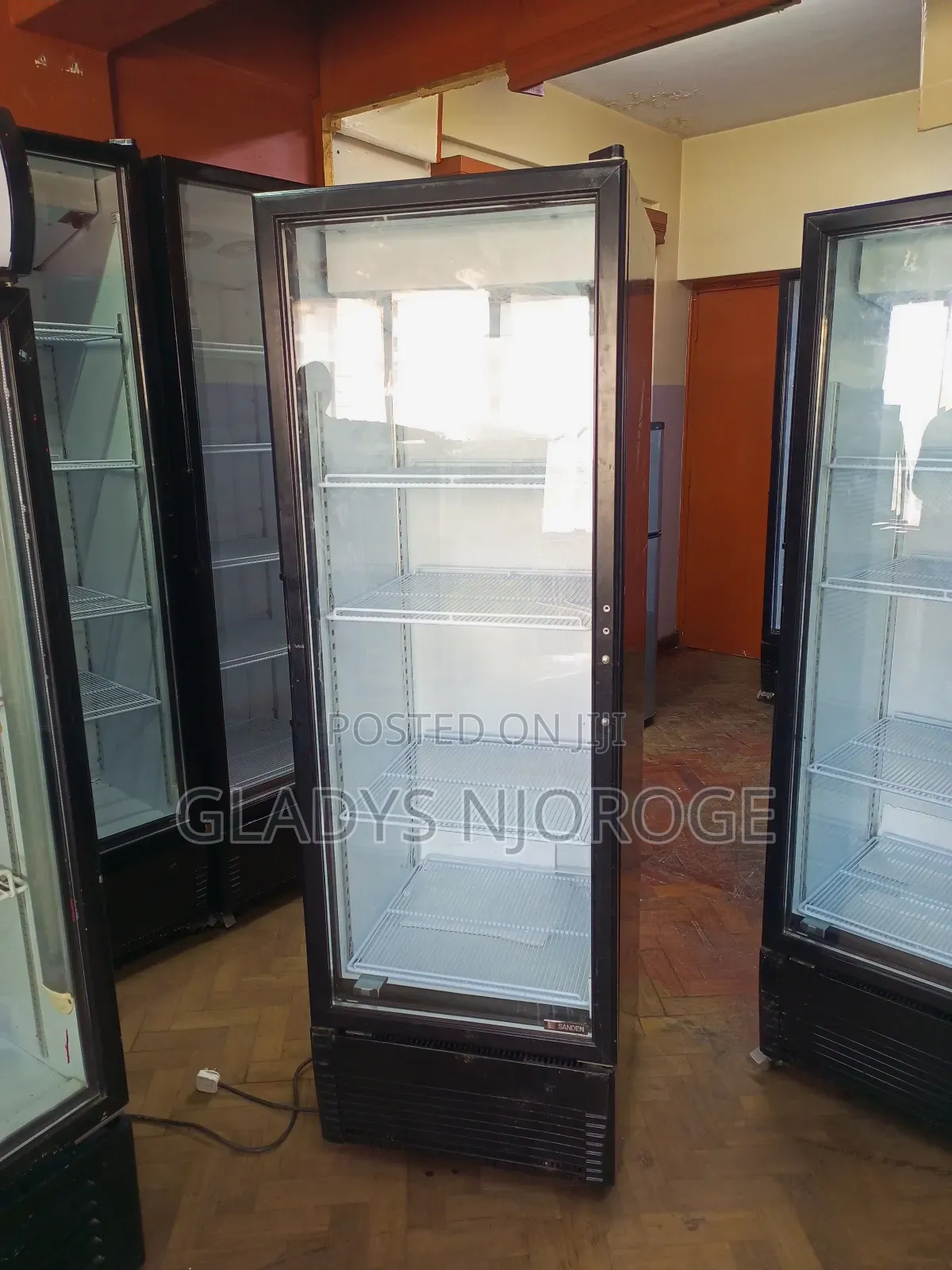 Economical Display Fridge