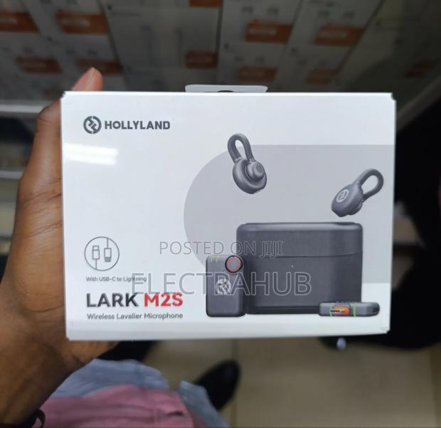 Hollyland Lark M2s Wireless Lavalier Mic Brand New
