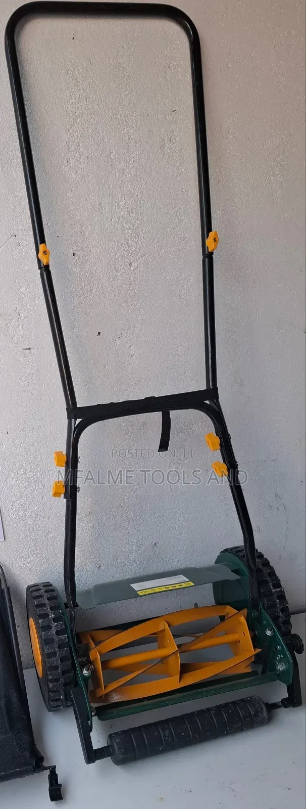Manual Lawn Mower
