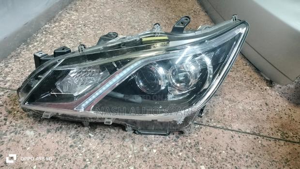 Crown 2015 Headlight Zenon - main view