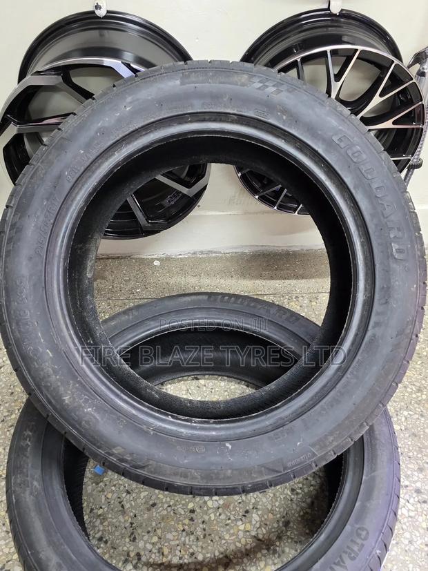 215/55r17 Goddard - thumbnail 3