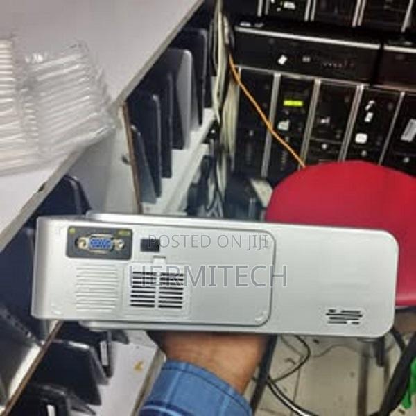 T6 Android Mini Projector 2gb Ram 16 Gb Rom - thumbnail 2