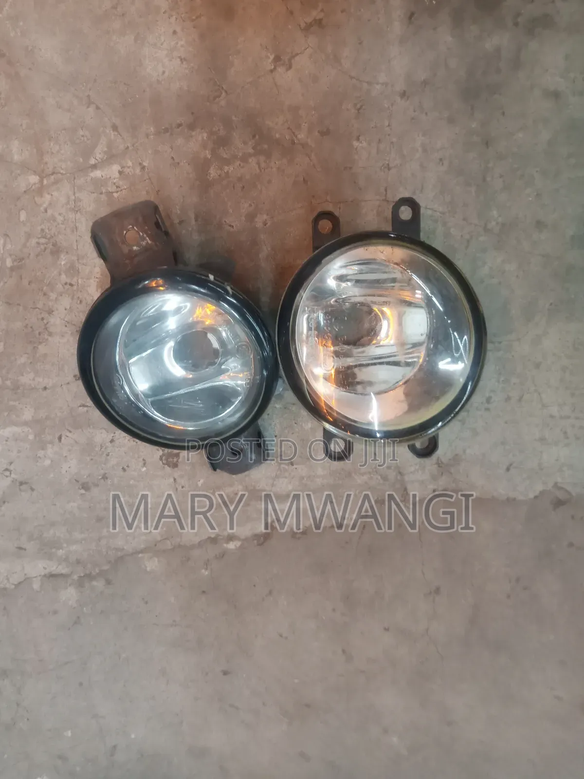 Ractis Fog Lights