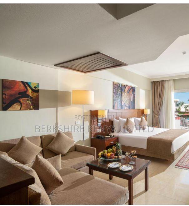 Dedicated Esnuite Studio With Wifi, Hot Water, Tv - thumbnail 3