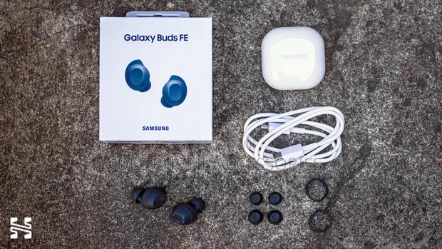 Samsung Galaxy Buds Fe - main view