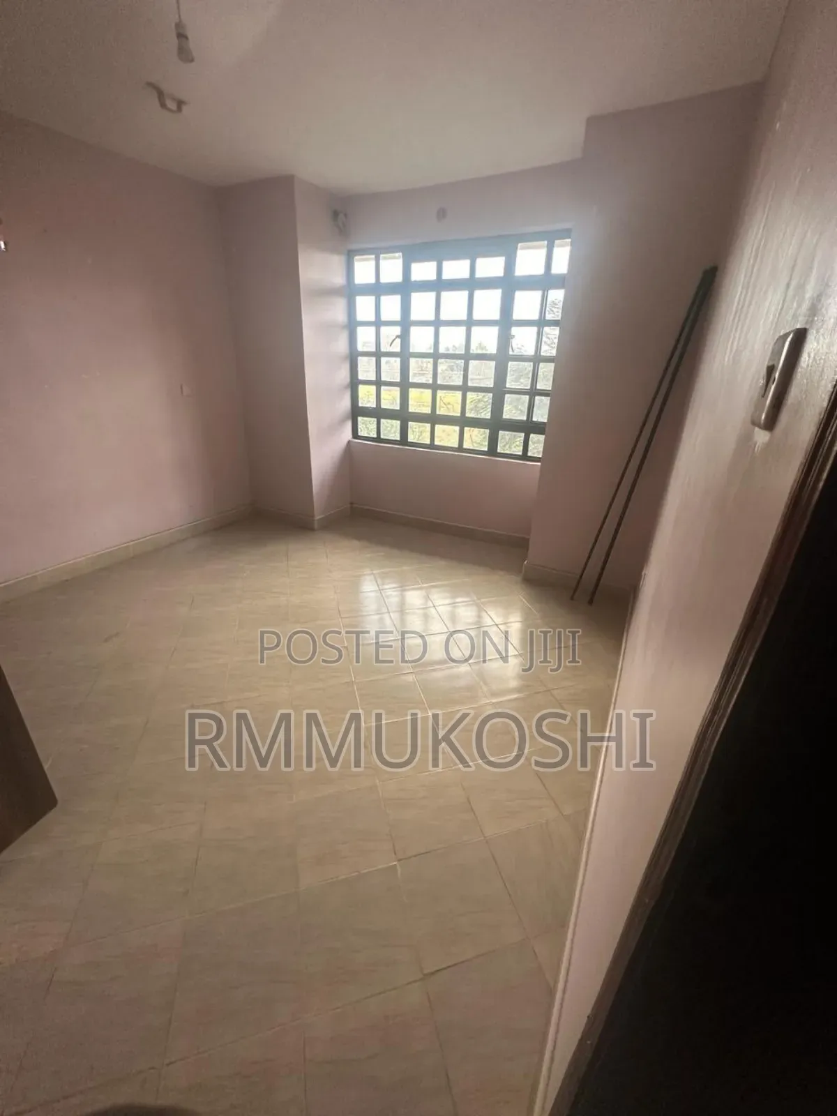 7bdrm Apartment in Katani for rent