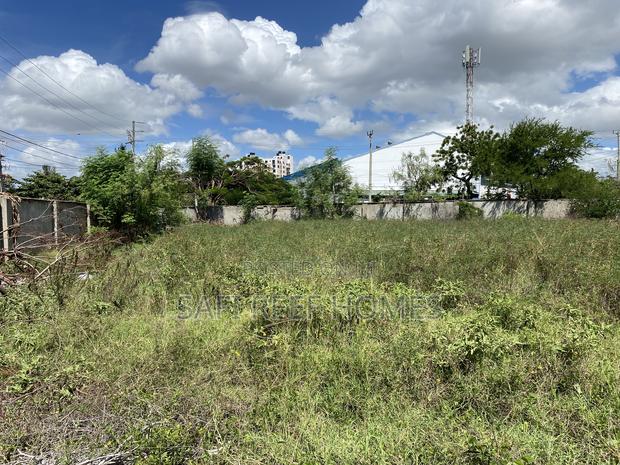 1 Acre Land for Lease, Along Links Road - thumbnail 4