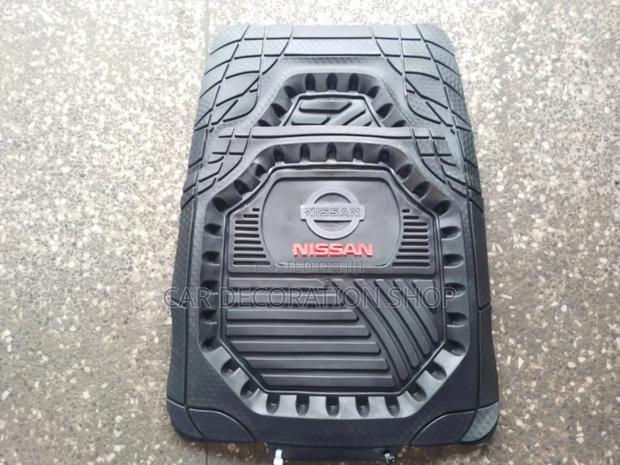 Nissan Deep Dish Carpet Mats