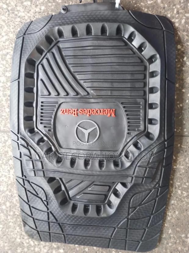 Mercedes Deep Dish Mats 5pc - main view