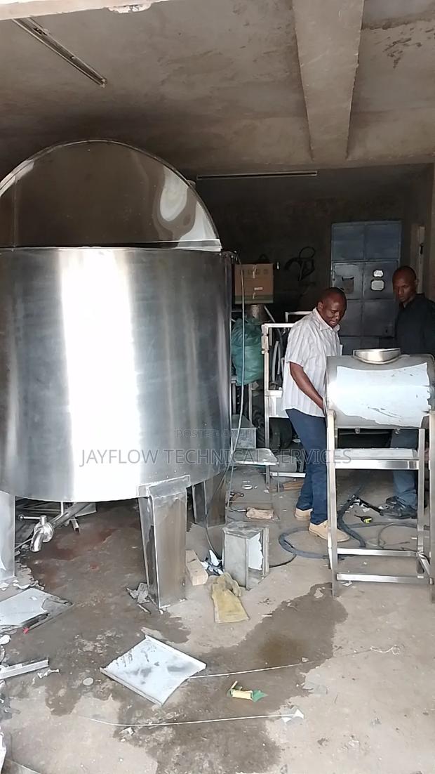 Stainless Steel Tank 2000ltrs - thumbnail 3