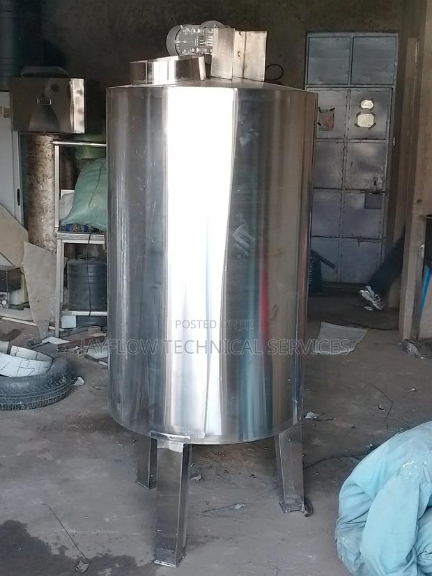 Holding Tank 1000 LTRS - main view