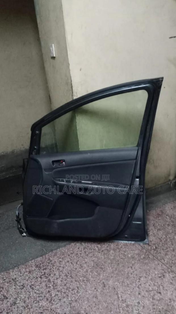 Toyota Wish Front Door RHS - thumbnail 5