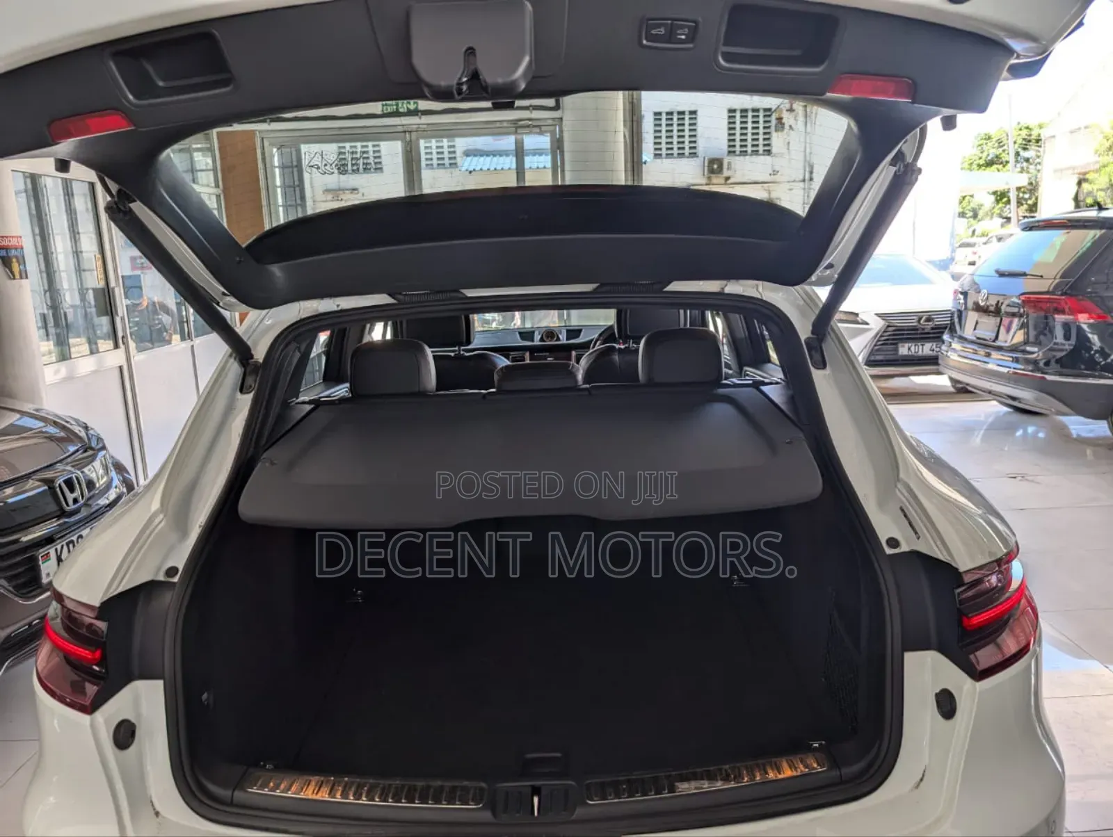 Porsche Cayenne GTS AWD 2018 White