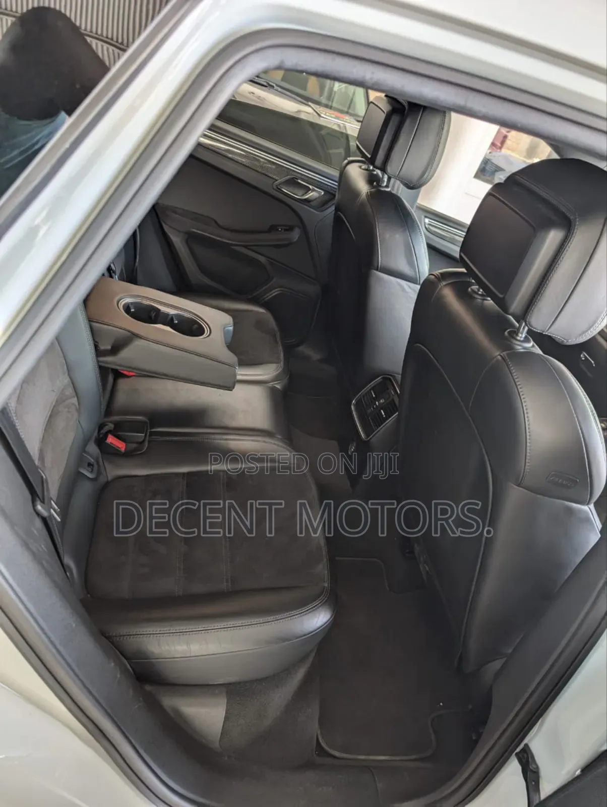 Porsche Cayenne GTS AWD 2018 White