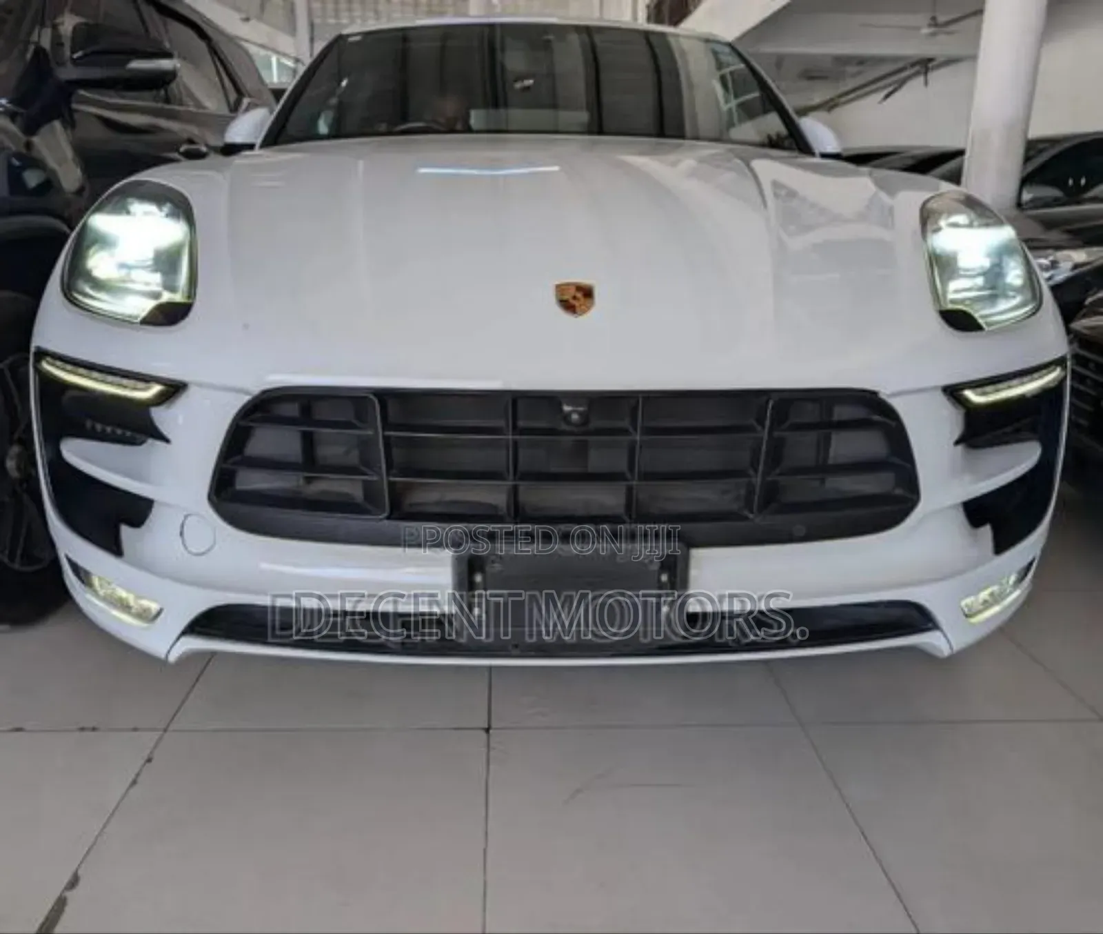 Porsche Cayenne GTS AWD 2018 White