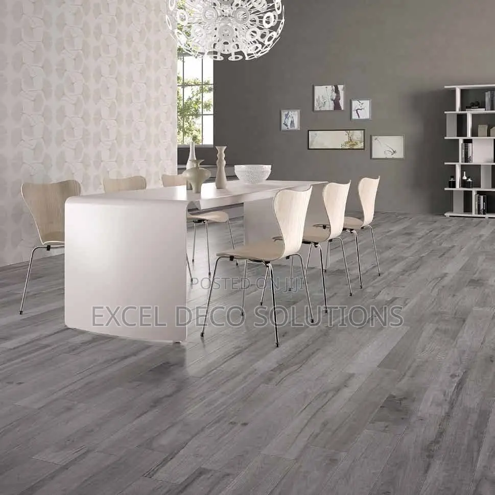 Vinyl Flooring Self Adhesive - Wood Look Finish