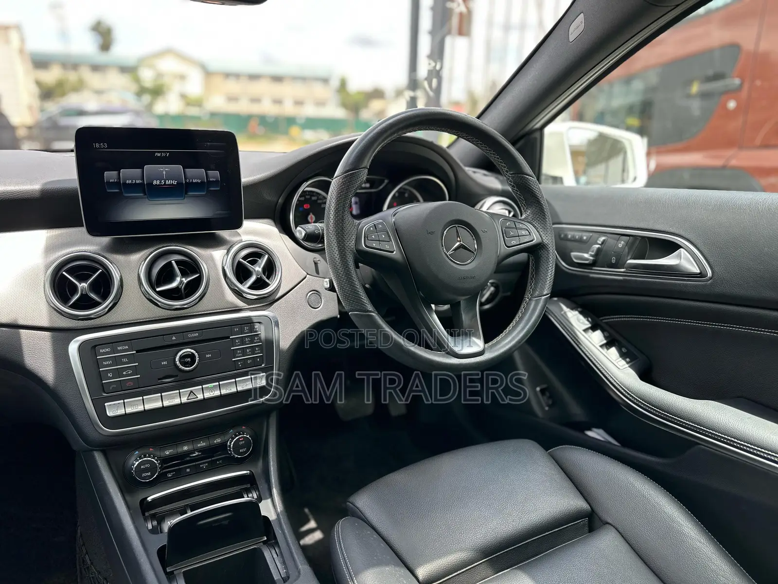 Mercedes-Benz GLA 250 2018 Pearl