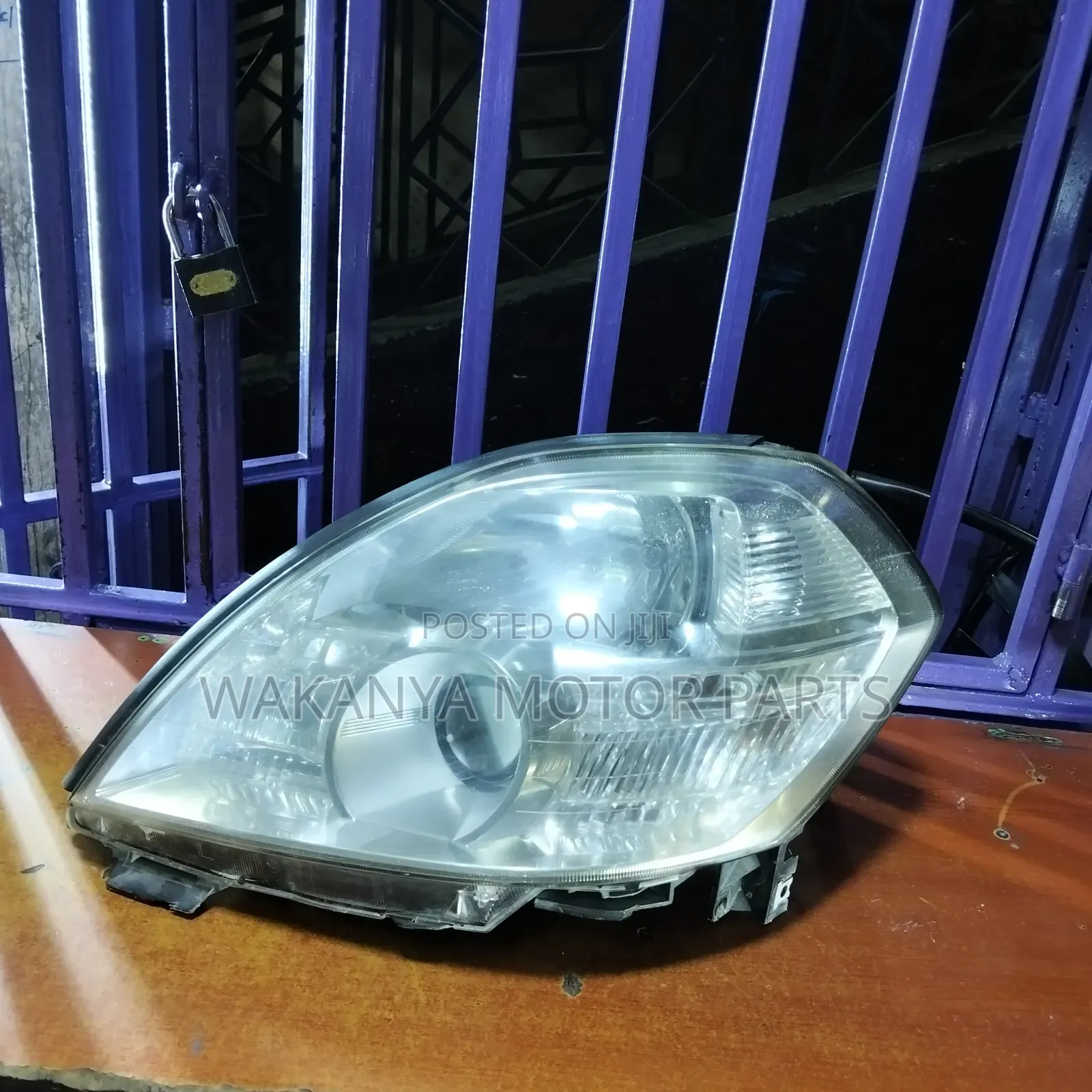 Nissan Teana J31, 2006/2007 Non Xenon Head Lamp With Focus