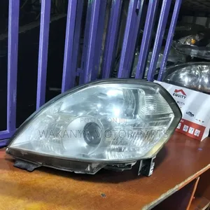 Nissan Teana J31, 2006/2007 Non Xenon Head Lamp With Focus