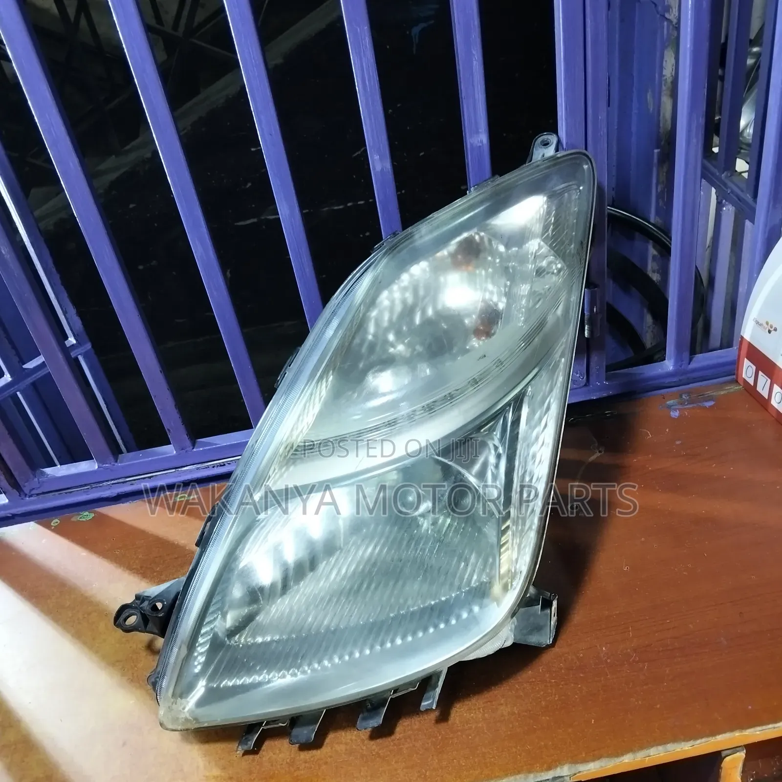 Toyota Prius 2006/2007/2008 Xenon Headlamp, Clean Ex Japan
