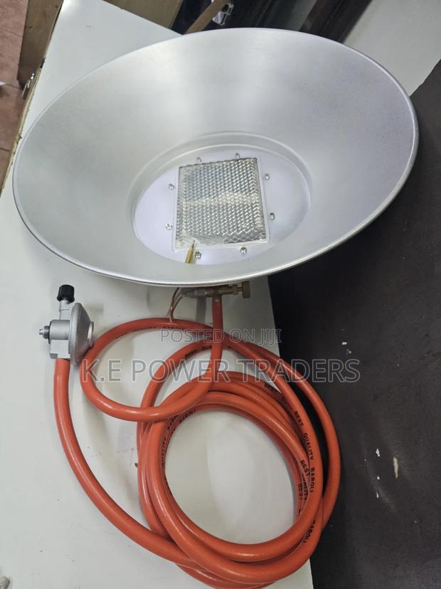 Commercial Gas Brooder - thumbnail 2