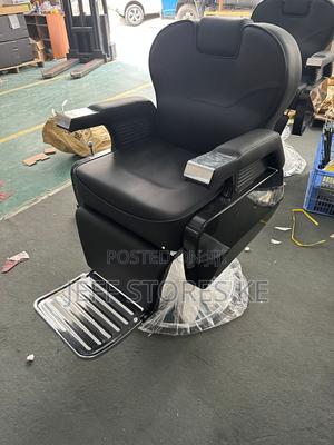Classic Jumbo Black Barber Chair - main view
