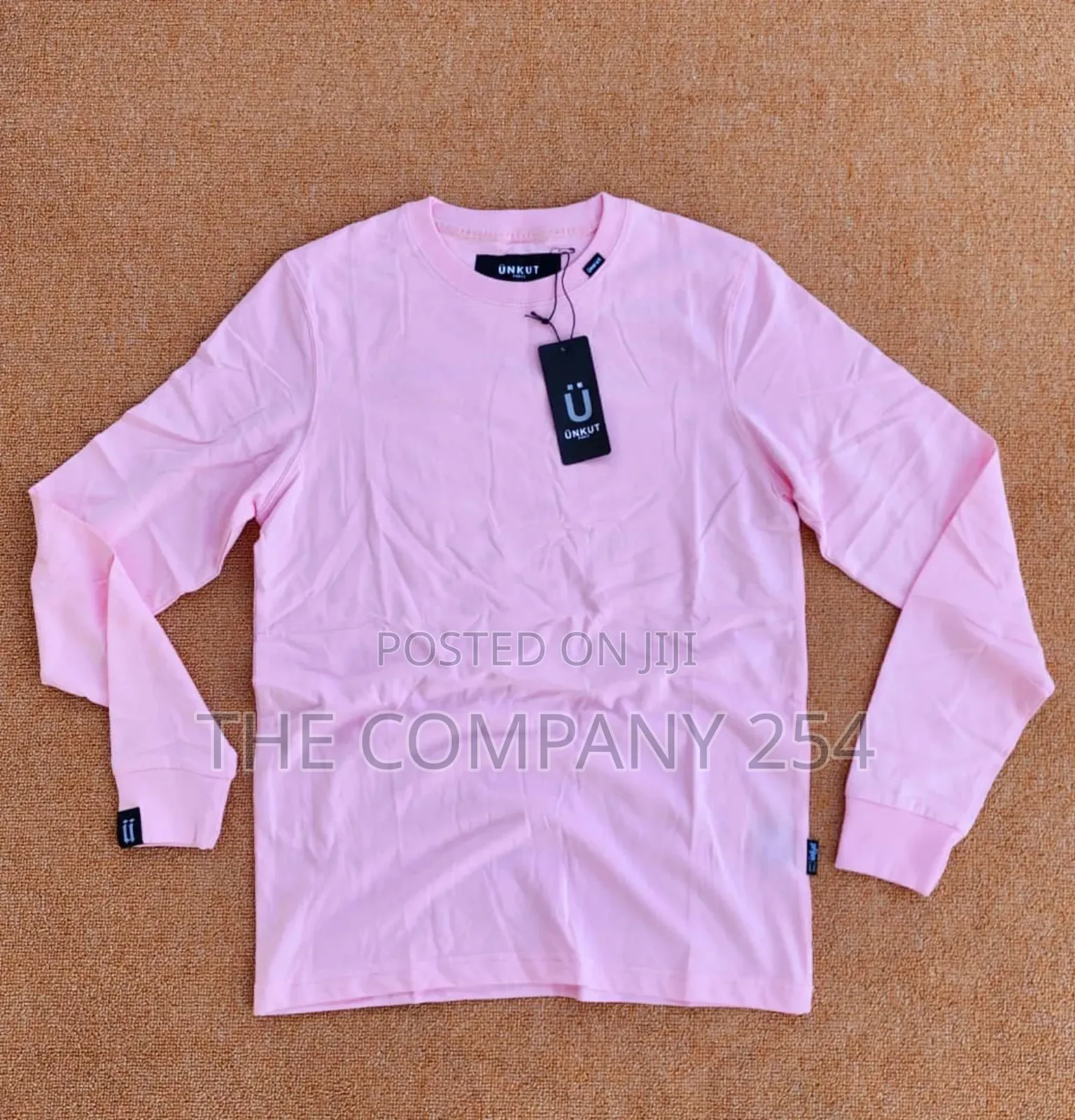 Quality Cotton Round Neck Longsleeved Sweatshirt
