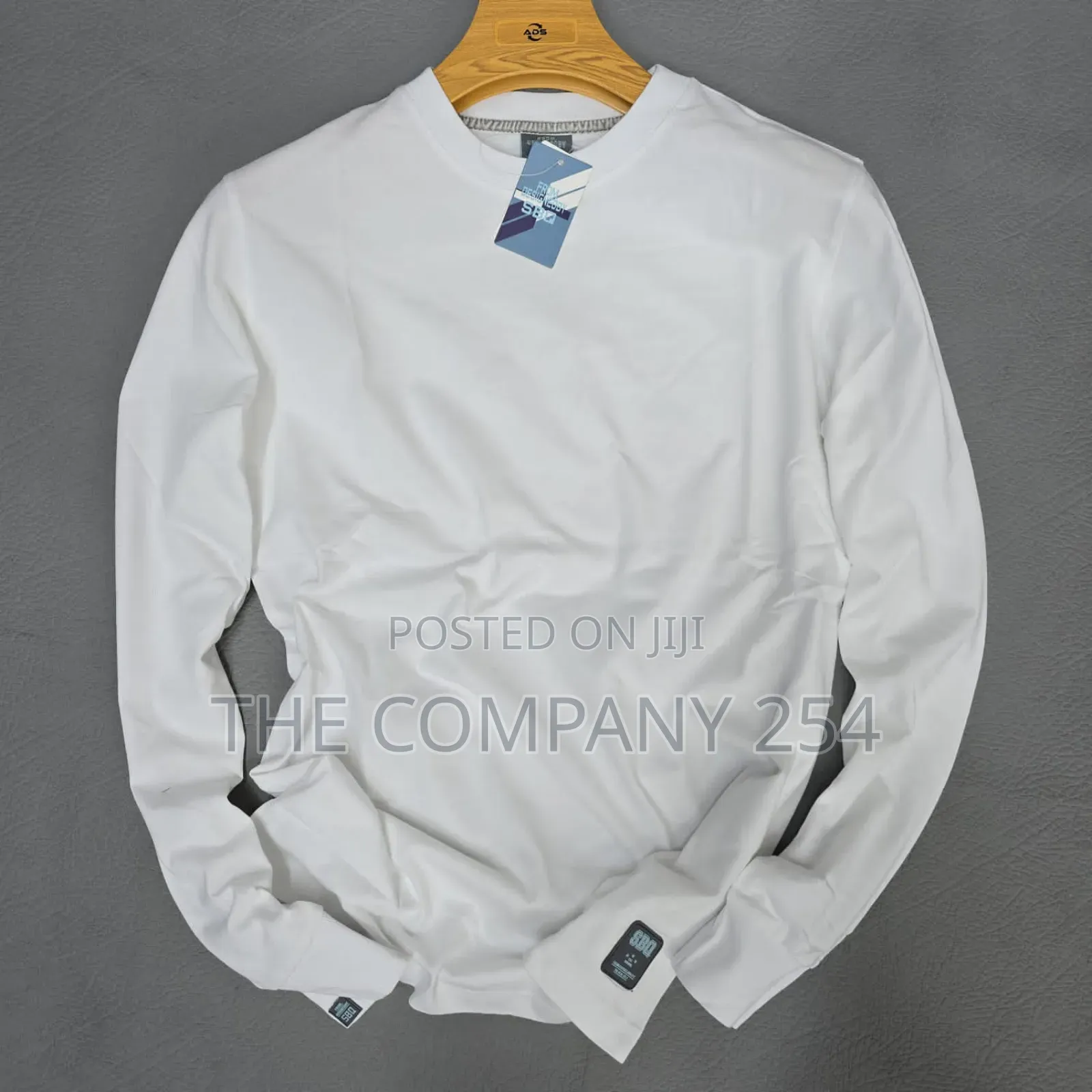 Quality Cotton Round Neck Longsleeved Sweatshirt