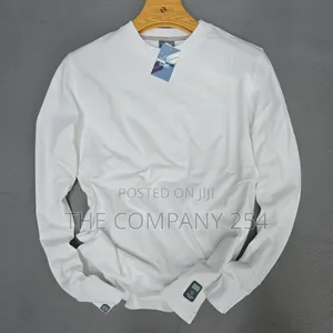 Quality Cotton Round Neck Longsleeved Sweatshirt