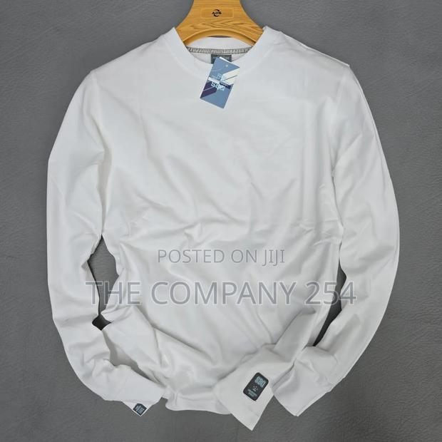 Quality Cotton Round Neck Longsleeved Sweatshirt - thumbnail 4