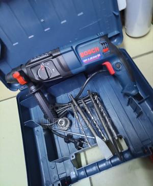 Bosch Rotary Hammer Drill 800watts - thumbnail 2