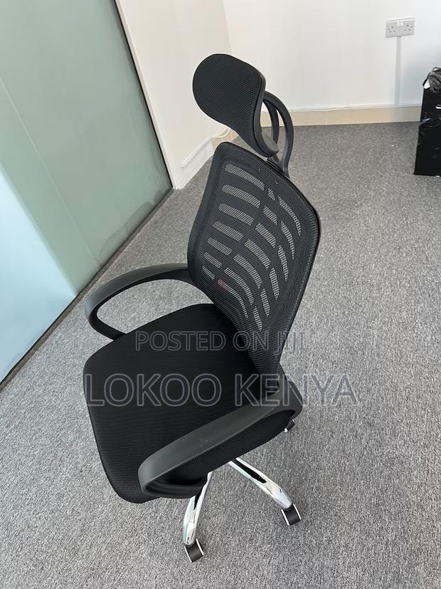 Office Chair: Headrest Adjustable Office Chair - thumbnail 4