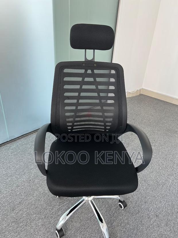 Office Chair: Headrest Adjustable Office Chair - thumbnail 5