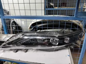 Harrier 2015 Headlight