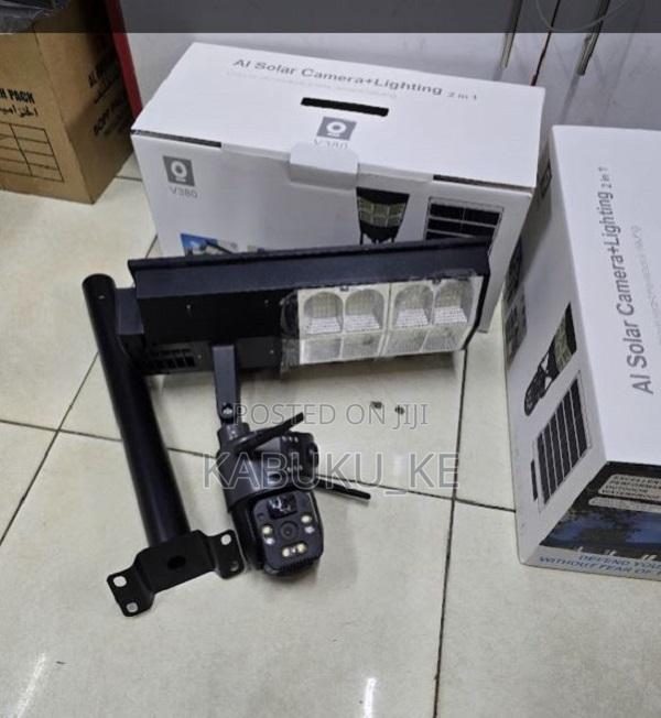 Twin Solar Floodlights With 4g Dual Lens Simcard PTZ Camera