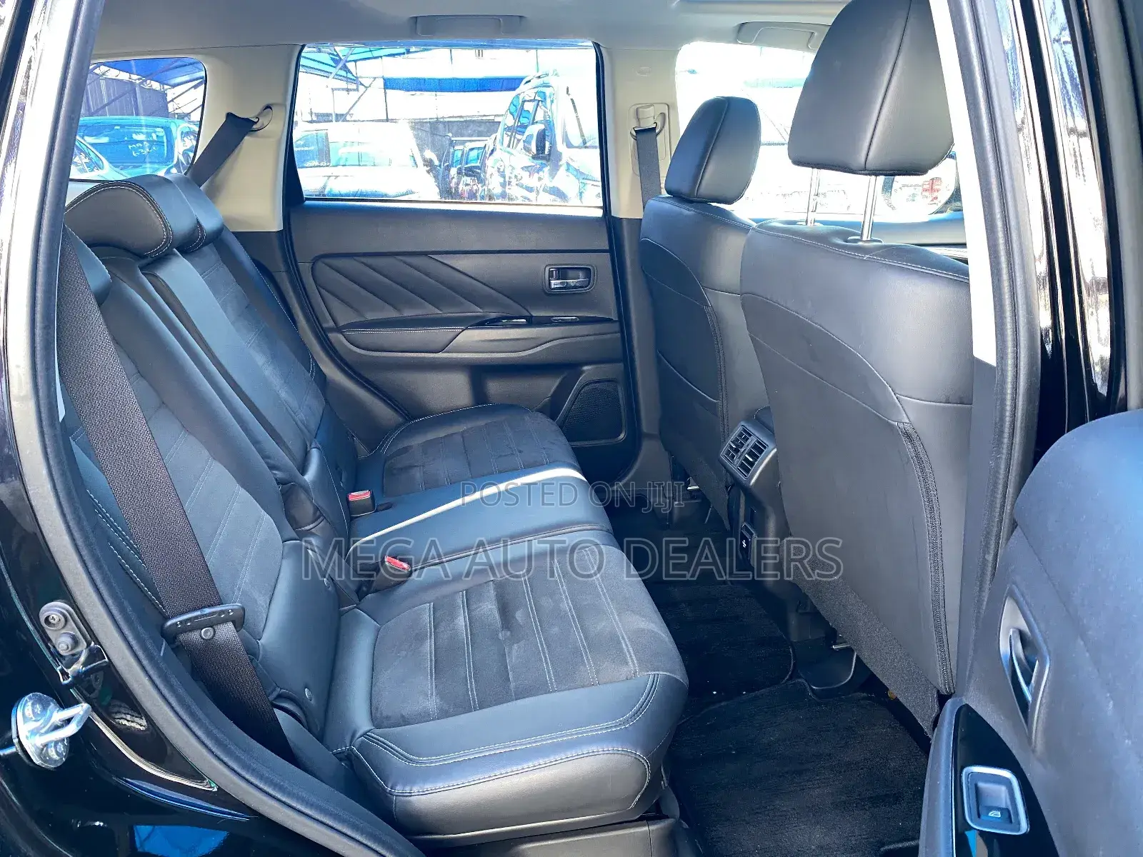 Mitsubishi Outlander 2018 Black