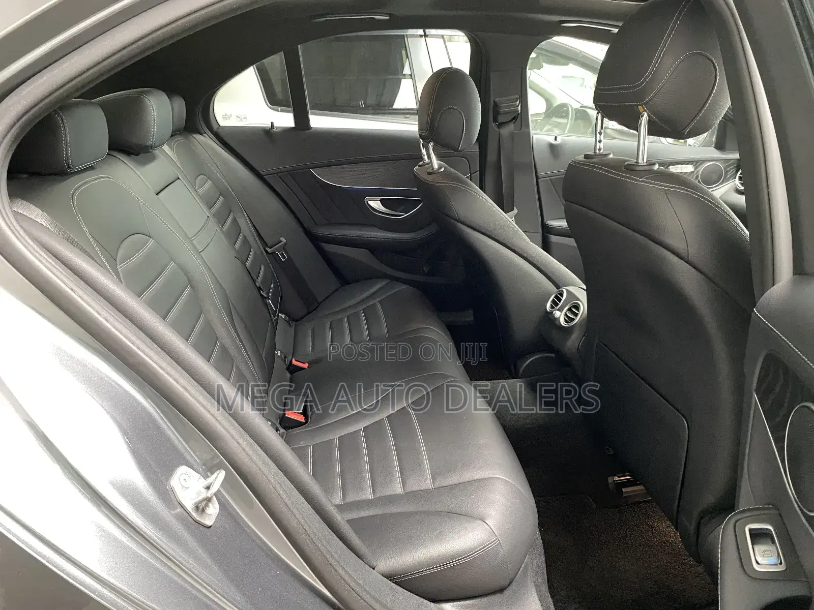 Mercedes-Benz C200 2018 Gray