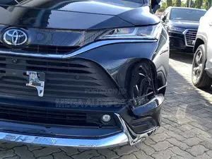Toyota Harrier 2021 Black