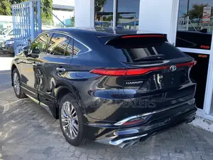 Toyota Harrier 2021 Black