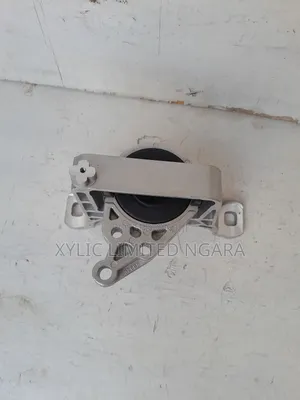 Mazda Premacy/Axela Front Right Engine Mounting