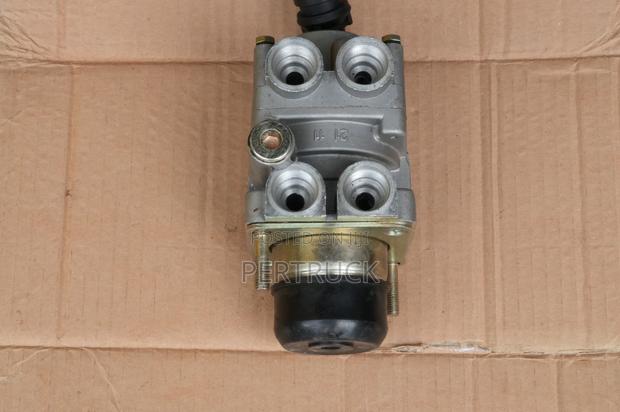 Foot Brake Valve Howo Sinotruck