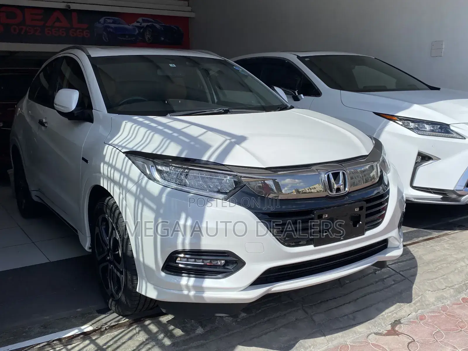 Honda Vezel 2018 White