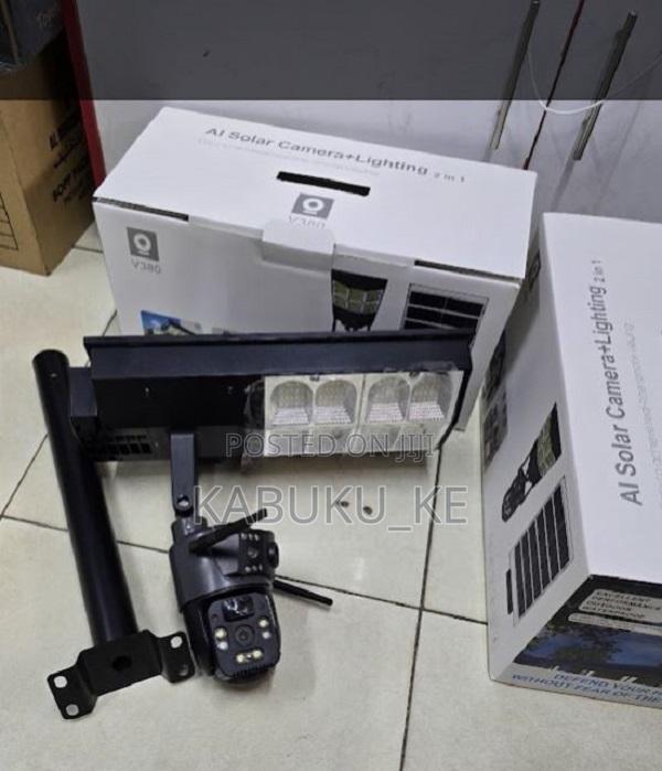 2 -in -1 Solar Street Light 180w Camera With CCTV 4g Simcard