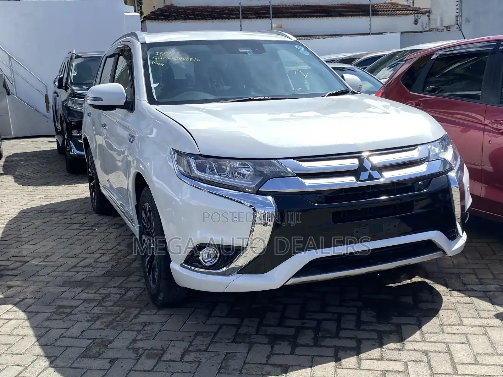Mitsubishi Outlander 2018 White