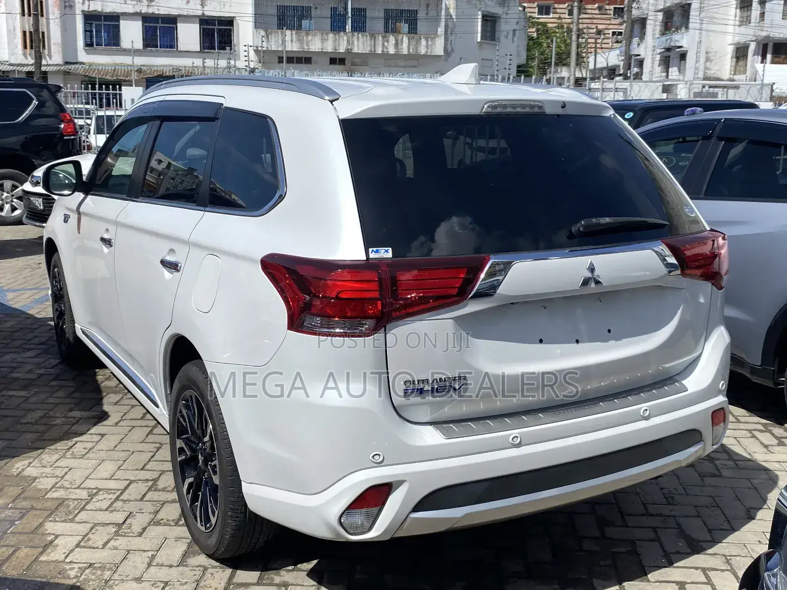 Mitsubishi Outlander 2018 White