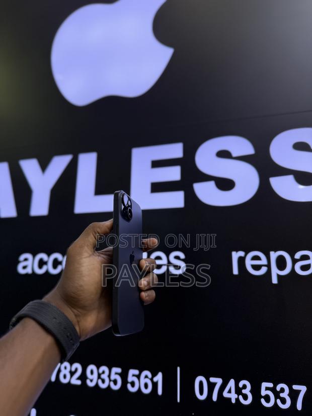 Apple iPhone 15 Plus 128 GB Black - thumbnail 4