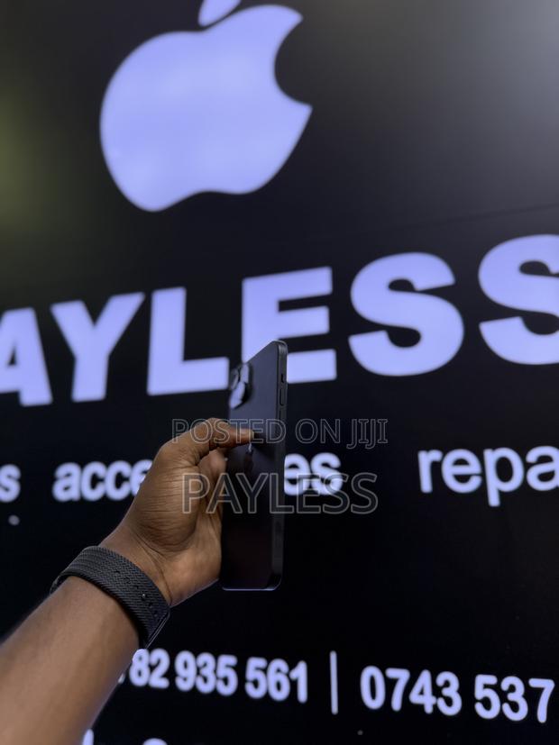 Apple iPhone 15 Plus 128 GB Black - thumbnail 5