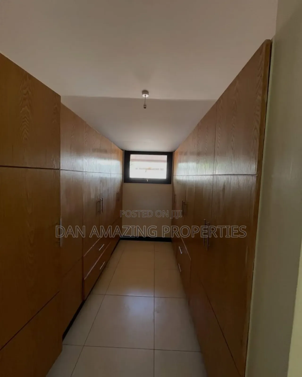 5bdrm Maisonette in Karen Plus 2 Dsq for sale